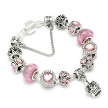 Load image into Gallery viewer, Queen Charm Bracelet