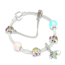 Load image into Gallery viewer, Queen Charm Bracelet