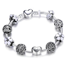 Load image into Gallery viewer, Clover Charm Bracelet