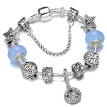 Load image into Gallery viewer, Clover Charm Bracelet
